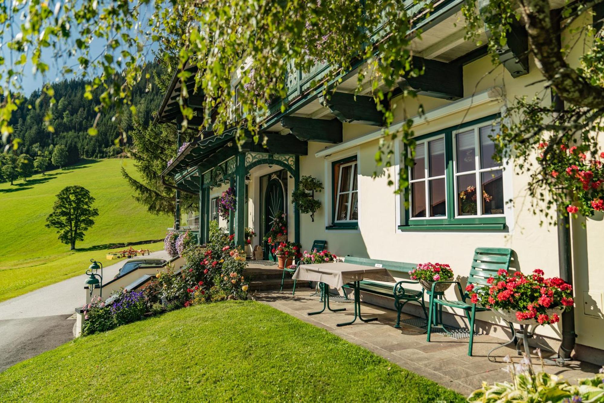 Brandhof Apartment Ramsau am Dachstein Exterior photo